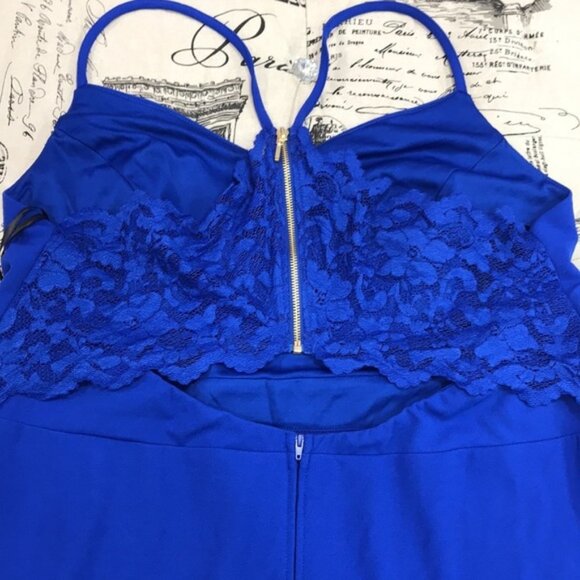 B Darlin Trendy Plus Size Lace-Back Gown - Picture 8 of 8